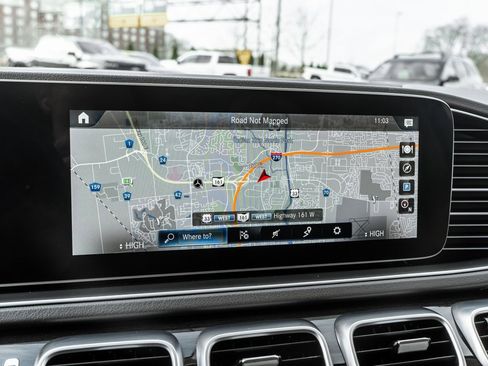 Used 2020 Mercedes-Benz GLS 450 4MATIC image 25