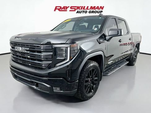 Used 2023 GMC Sierra 1500 Elevation w/ Preferred Package AWD/4WD image 3