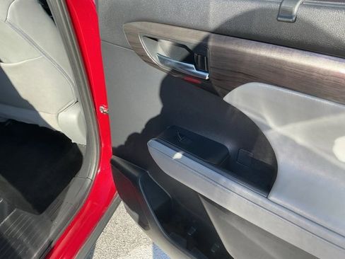 Used 2021 Toyota Highlander Platinum image 27