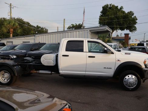 Used 2019 RAM 5500 Tradesman w/ Electrical Accessory Group AWD/4WD image 4