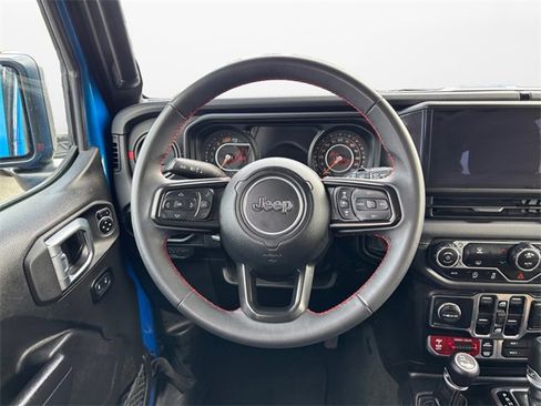 Used 2024 Jeep Wrangler Unlimited Rubicon image 12