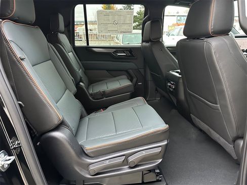 New 2026 GMC Yukon XL AT4 image 12