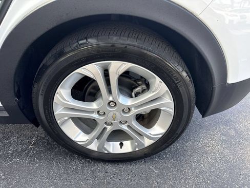 Used 2021 Chevrolet Bolt LT w/ Driver Confidence Package FWD image 23