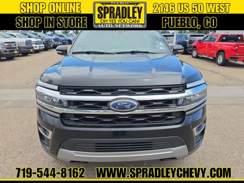 Used 2023 Ford Expedition Limited AWD/4WD image 2