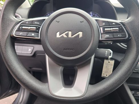 Used 2024 Kia Forte LX FWD image 30