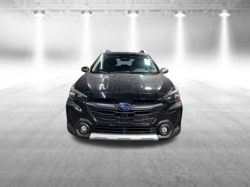 Certified 2025 Subaru Outback Touring XT AWD/4WD image 2
