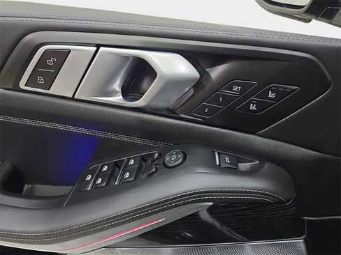 Used 2024 BMW X5 M60i w/ Executive Package image 31