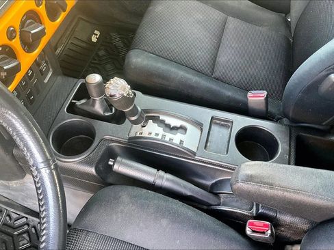 Used 2007 Toyota FJ Cruiser 4WD image 14