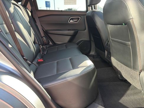 Used 2021 Nissan Rogue SV w/ Premium Package FWD image 42