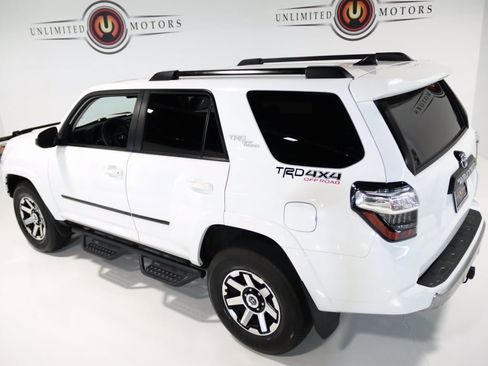 Used 2023 Toyota 4Runner TRD Off-Road image 9