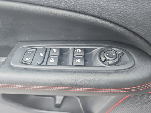 Used 2021 Jeep Compass Trailhawk image 28