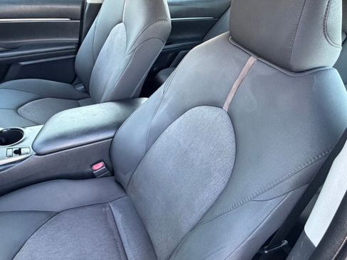 Used 2020 Toyota Camry LE AWD/4WD image 26