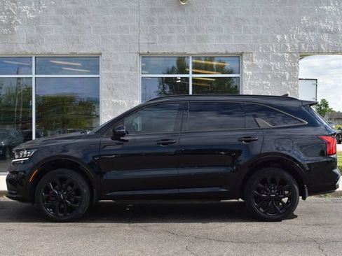 Used 2023 Kia Sorento EX AWD/4WD image 2