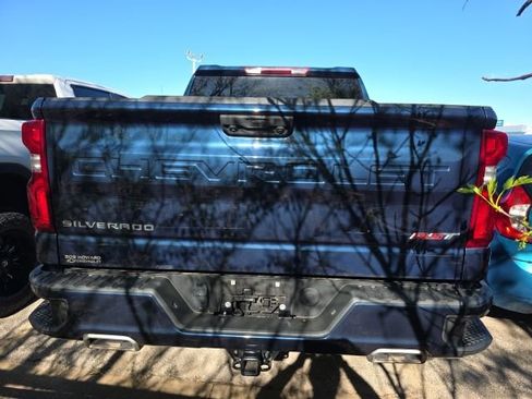 Used 2023 Chevrolet Silverado 1500 RST image 4