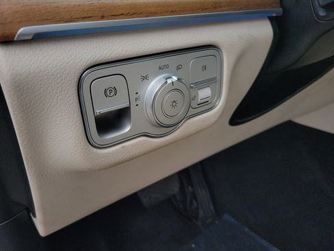 Used 2022 Mercedes-Benz GLE 350 4MATIC image 20