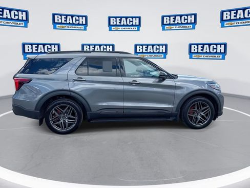 Used 2025 Ford Explorer ST-Line w/ Premium Package AWD/4WD image 9
