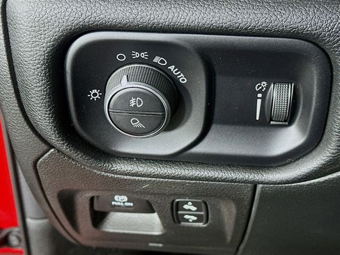 Used 2022 RAM 1500 Big Horn image 15