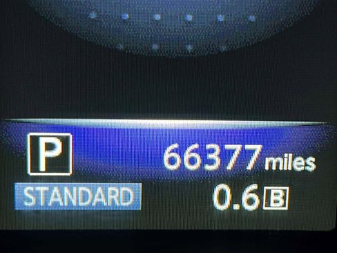 Used 2017 INFINITI Q60 2.0t w/ Moonroof Package image 16