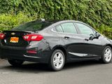 Used 2018 Chevrolet Cruze LT image 4
