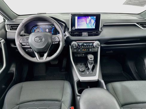 Certified 2025 Toyota RAV4 SE w/ Convenience Package AWD/4WD image 23
