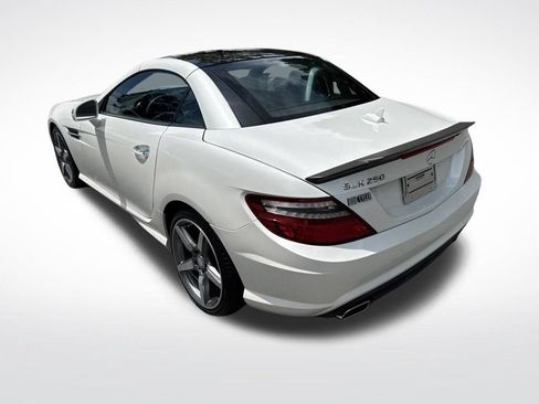 Used 2015 Mercedes-Benz SLK 250 image 7