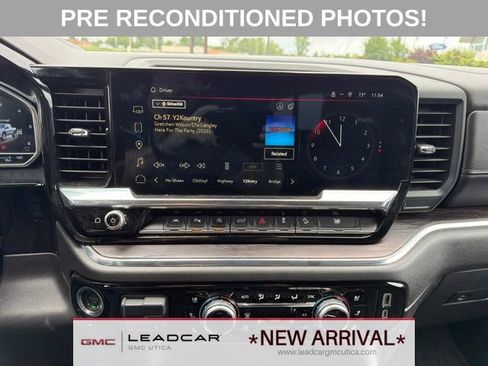 Used 2024 GMC Sierra 1500 SLT w/ SLT Premium Plus Package AWD/4WD image 23
