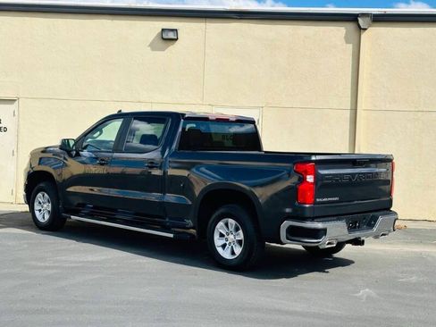 Used 2024 Chevrolet Silverado 1500 LT AWD/4WD image 5
