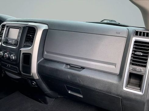 Used 2016 RAM 1500 Classic SLT RWD image 25