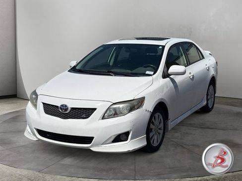 Used 2009 Toyota Corolla FWD image 3
