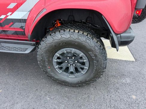 New 2025 Ford Bronco Raptor image 8