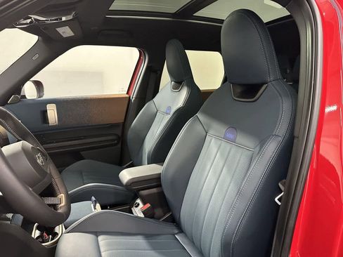 Certified 2025 MINI Cooper Countryman S w/ Comfort Package Max image 9