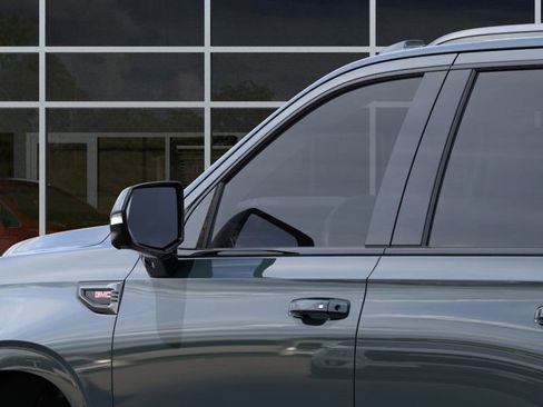 New 2026 GMC Yukon AT4 image 36