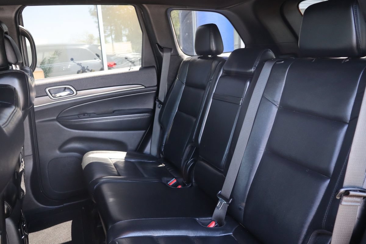 Used 2019 Jeep Grand Cherokee Limited AWD/4WD image 11