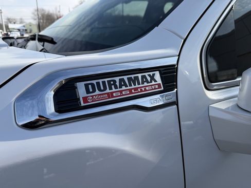 Used 2022 GMC Sierra 3500 Denali w/ Denali Ultimate Package image 30