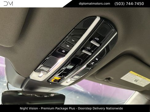 Used 2020 Porsche Panamera 4 w/ Premium Package Plus image 35