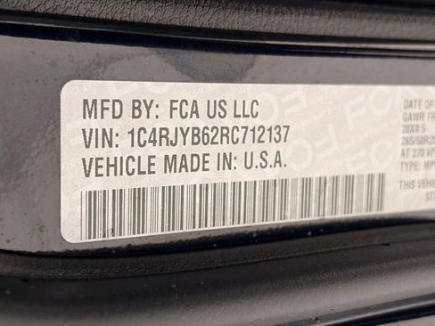 Used 2024 Jeep Grand Cherokee Limited 4xe w/ Luxury Tech Group II AWD/4WD image 37