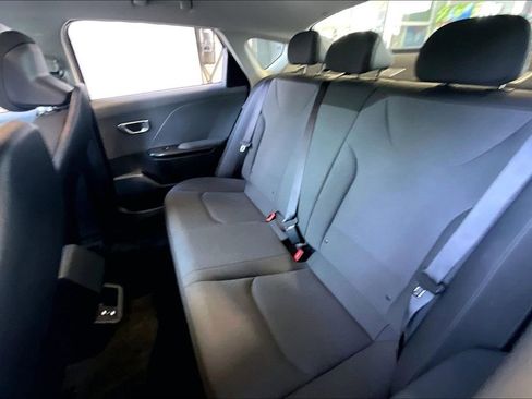 Used 2025 Kia K4 FWD image 16