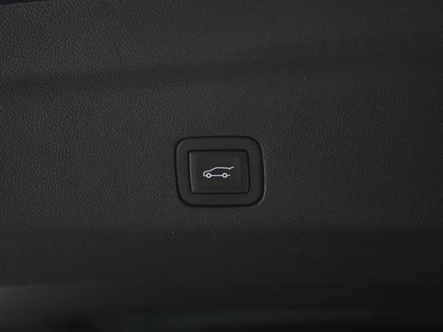 Used 2024 GMC Yukon Denali w/ Max Trailering Package AWD/4WD image 18