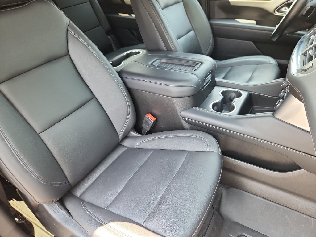Used 2023 Chevrolet Suburban Z71 w/ Off-Road Capability Package AWD/4WD image 13