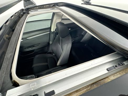 Used 2017 Honda Civic EX-T image 26