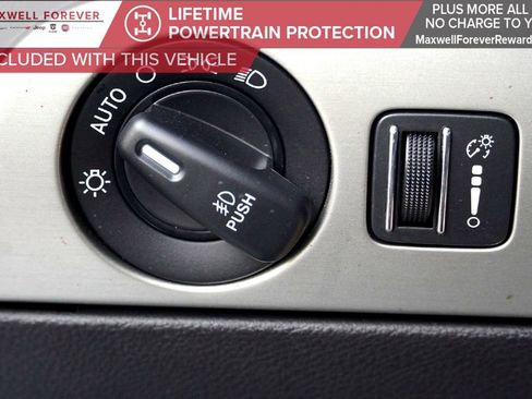 Used 2019 Dodge Durango SXT w/ 3rd Row Seating Group image 17