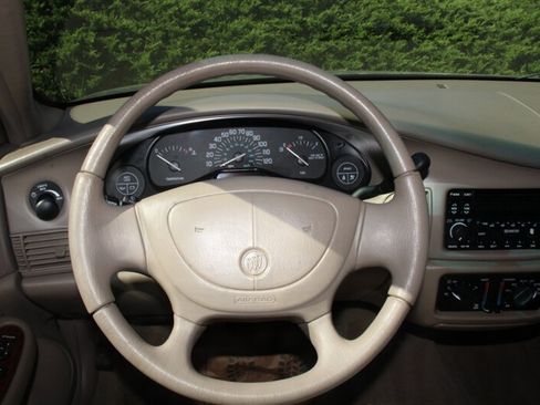 Used 2003 Buick Century Custom w/ Preferred Equipment Group 1SB FWD image 17