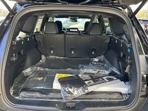 New 2026 Subaru Outback Touring XT AWD/4WD image 13