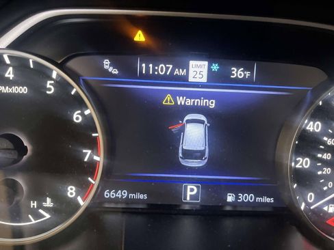 Used 2024 Nissan Murano SL w/ Cargo Package image 21