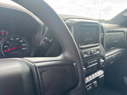 Used 2021 Chevrolet Silverado 1500 Custom AWD/4WD image 23