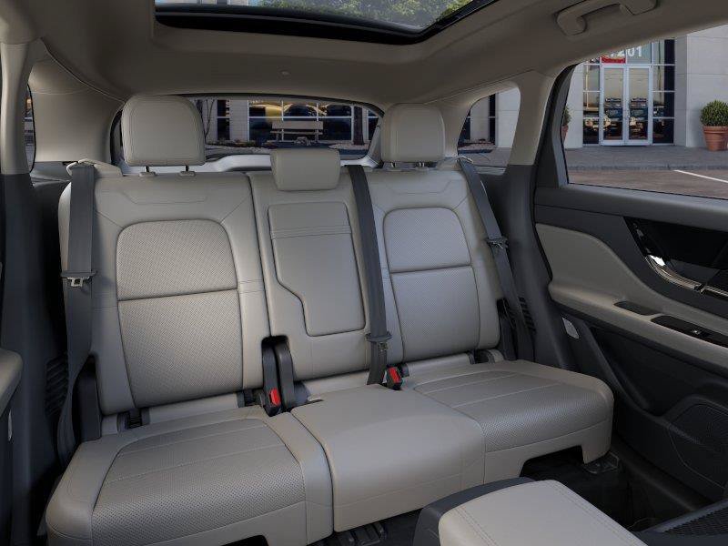 New 2025 Lincoln Corsair Grand Touring w/ Equipment Group 301A AWD/4WD image 10