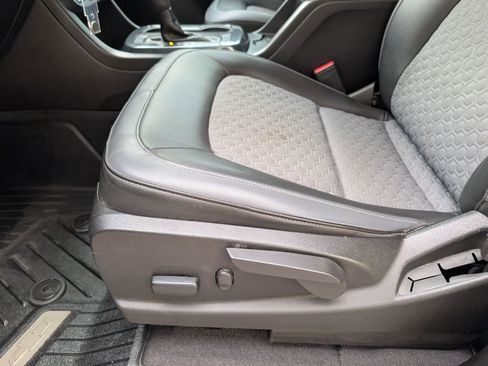 Used 2019 Chevrolet Colorado Z71 image 26