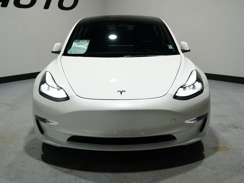 Used 2022 Tesla Model 3 Long Range image 2