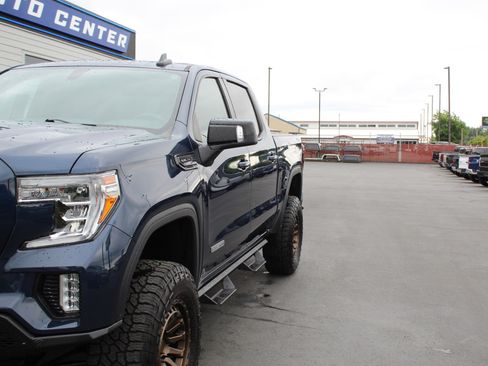 Used 2020 GMC Sierra 1500 Elevation AWD/4WD image 12