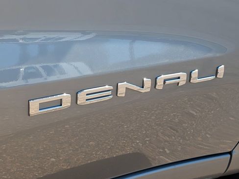 New 2026 GMC Sierra 1500 Denali w/ Denali Reserve Package AWD/4WD image 22